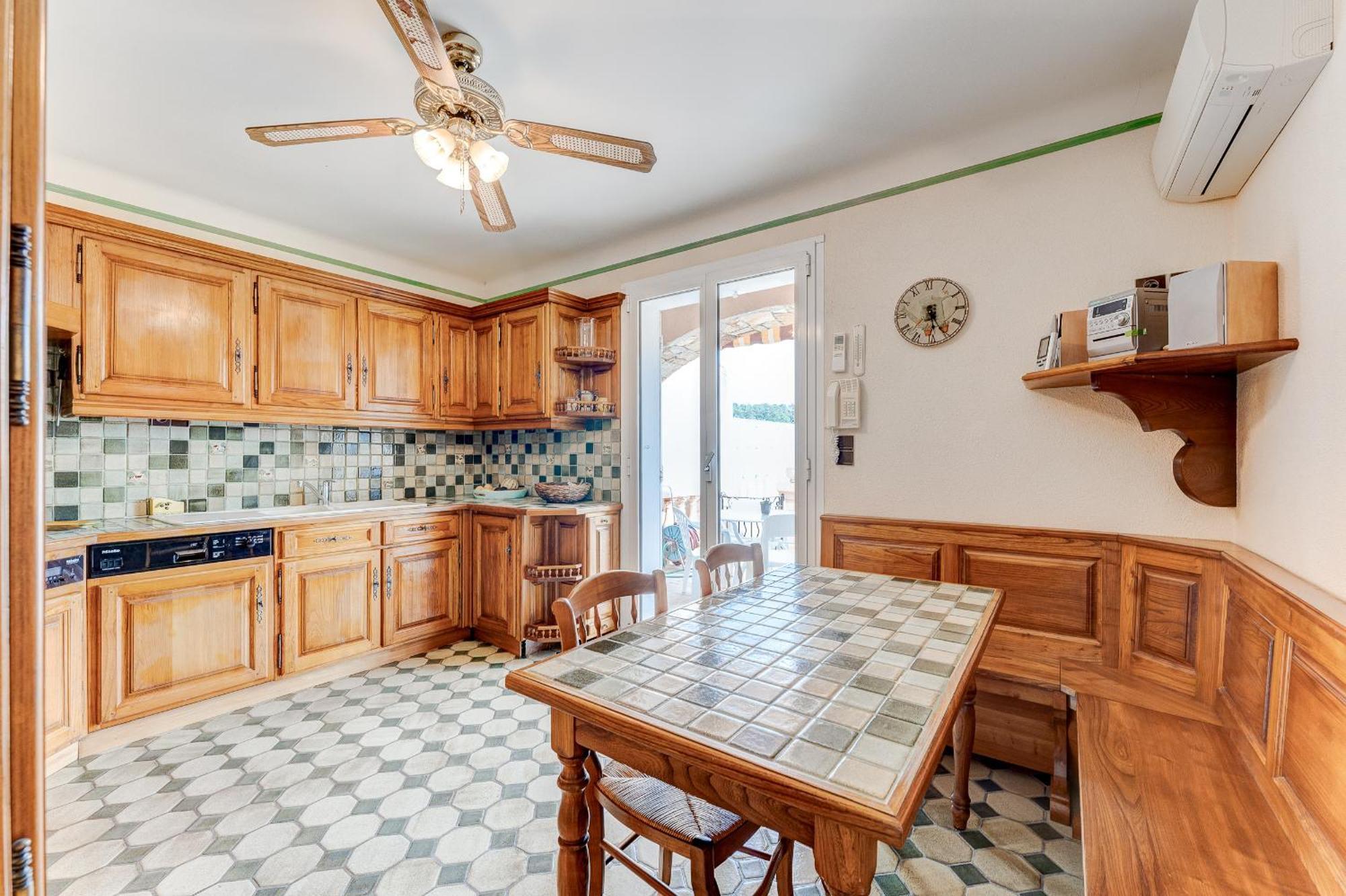 Villa Gilbert Vins-sur-Caramy Buitenkant foto